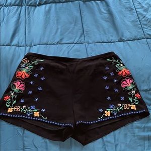 Embroidered shorts